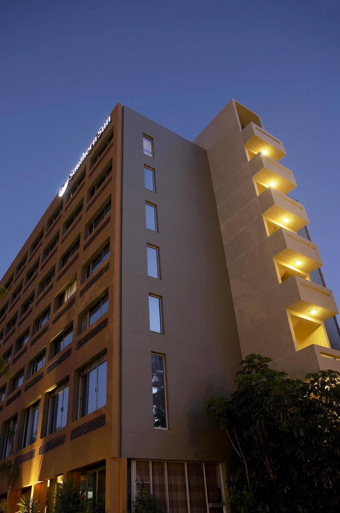 Southern Sun Newlands Cape Town Exterior photo