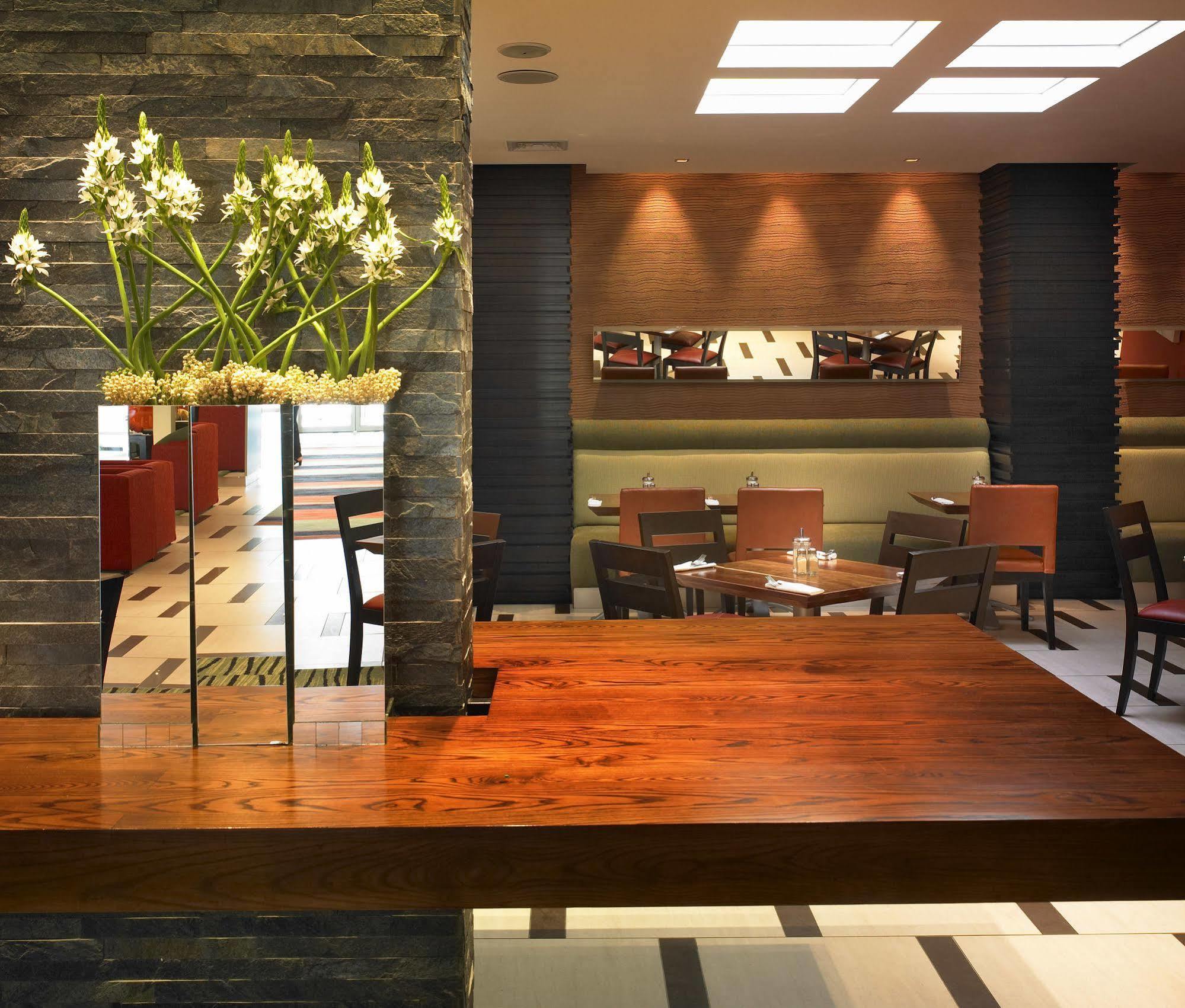 Southern Sun Newlands Cape Town Exterior photo